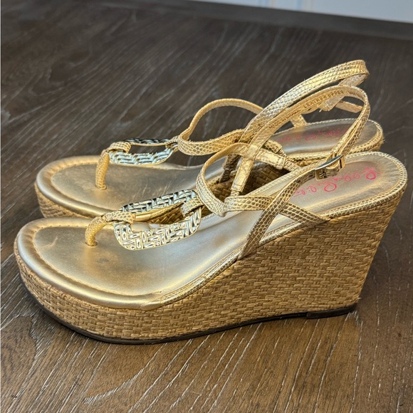 Lilly Pulitzer gold wedges size 7 nice!!! - Picture 1 of 7